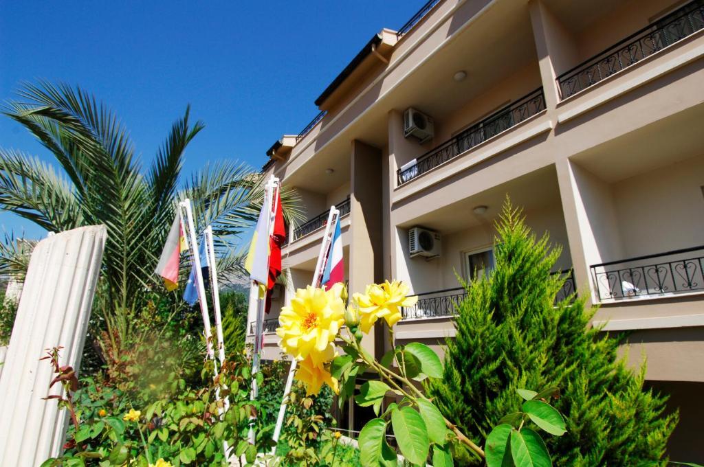 Starberry Hotel เกเมร์ ภายนอก รูปภาพ