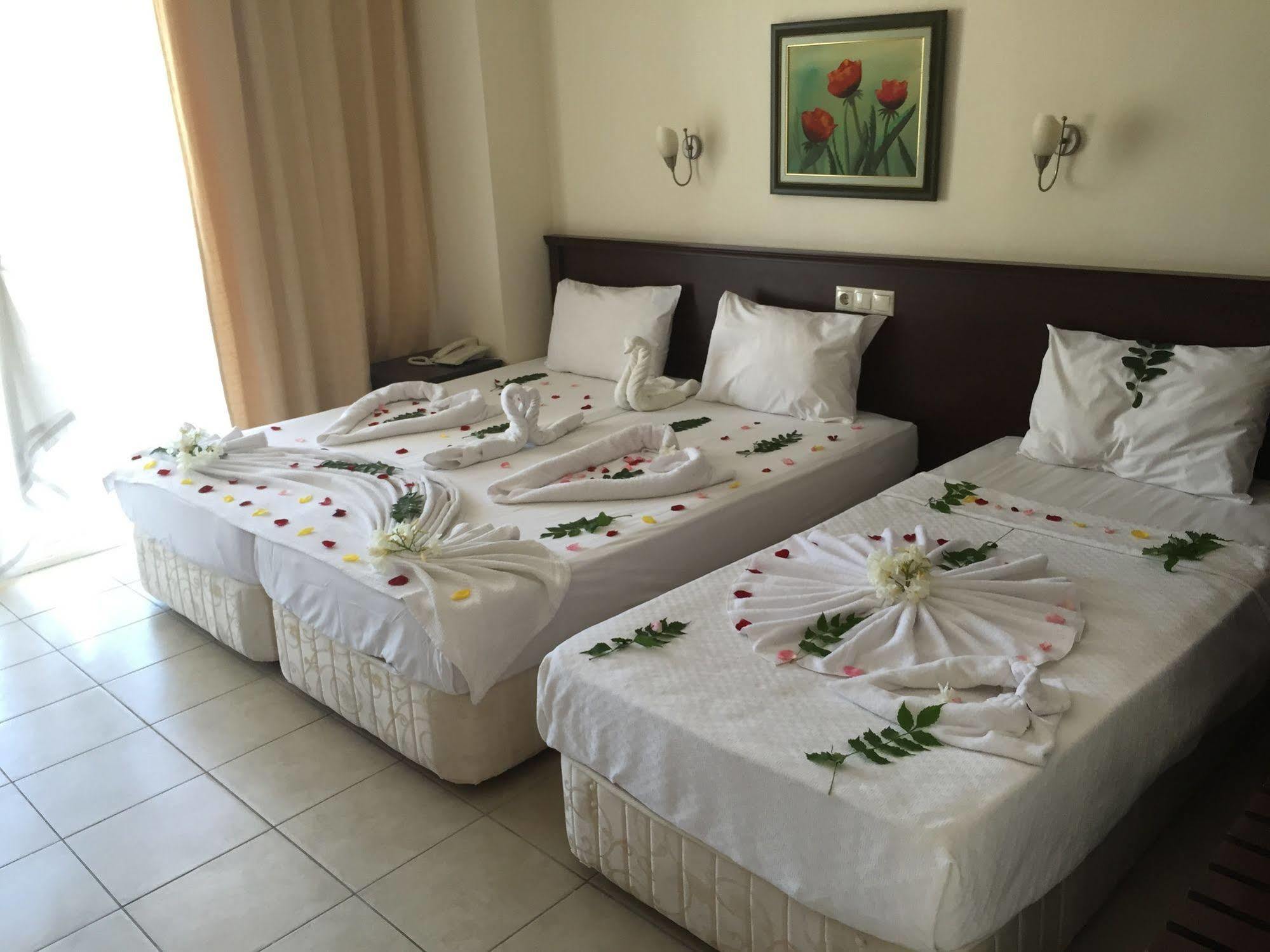 Starberry Hotel เกเมร์ ภายนอก รูปภาพ